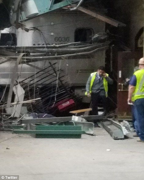 Galería: el accidente de tren en Nueva Jersey - Hoboken-16