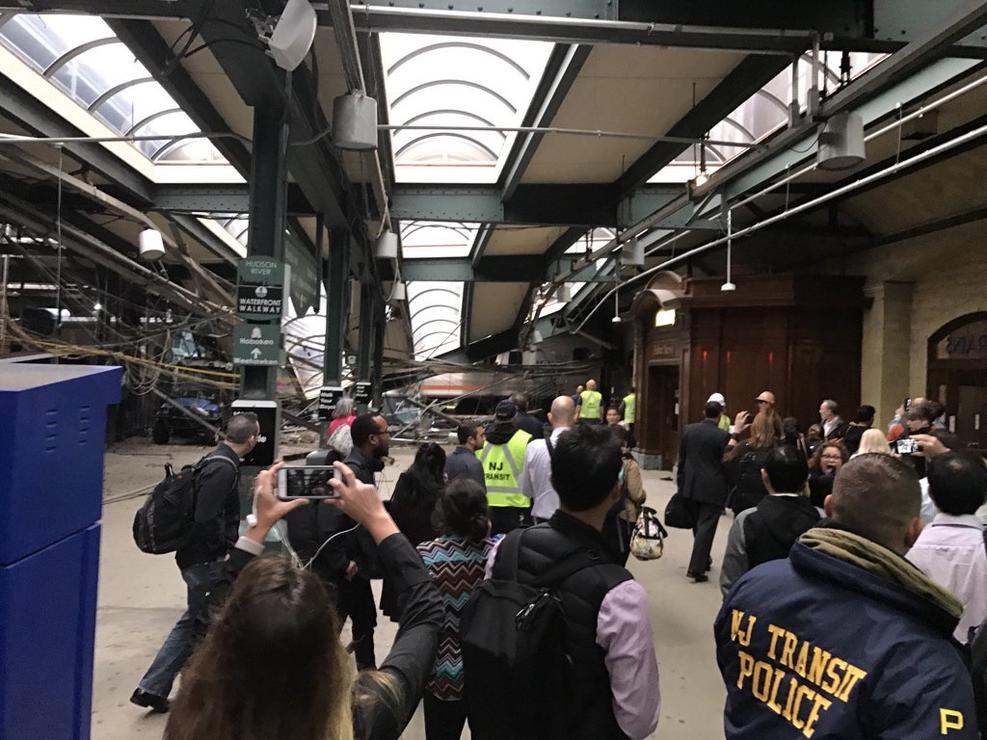 Galería: el accidente de tren en Nueva Jersey - Hoboken-2