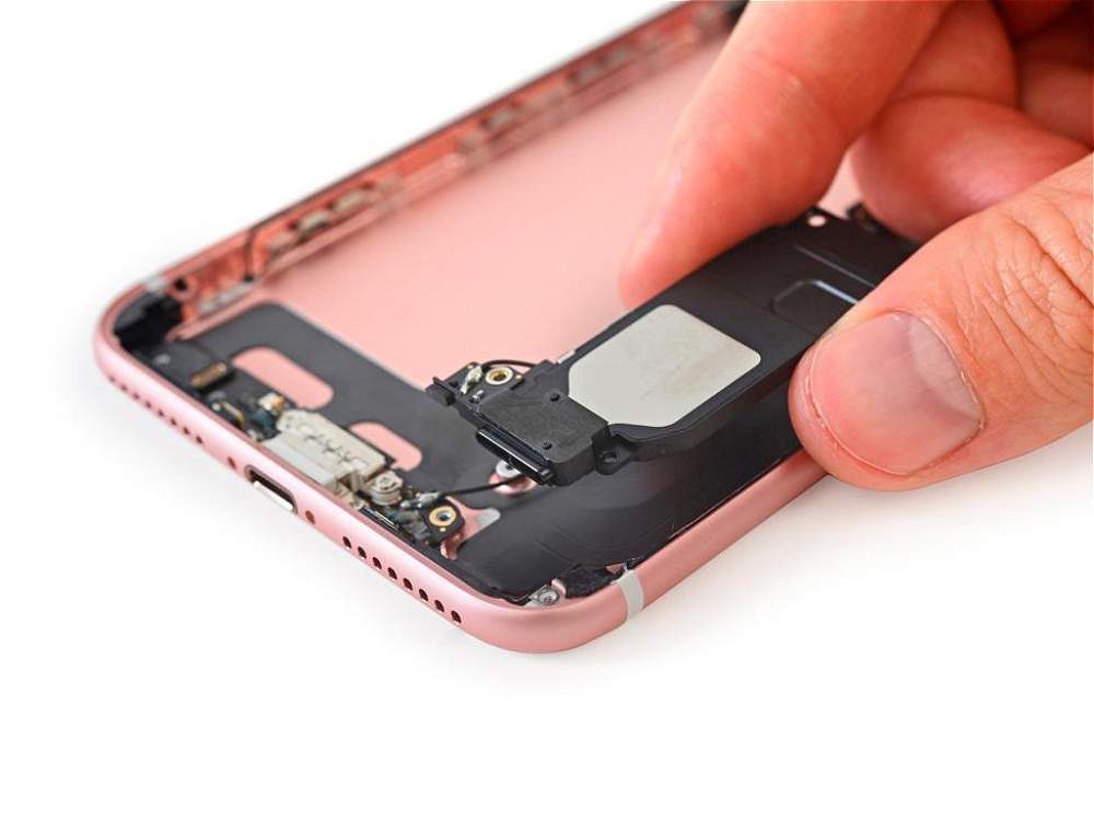 Así es un iPhone 7 Plus por dentro - IMAGEN-16709482-2