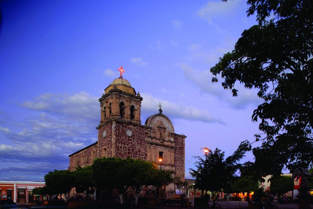 México tiene su primer Pueblo Mágico ‘inteligente’ - Iglesia_Tequila-pueblo-magico-1024x683