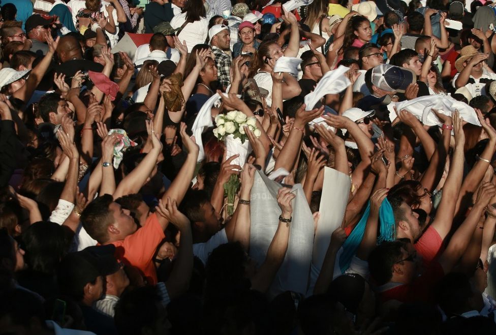 Así se vivió el homenaje a Juan Gabriel en Ciudad Juárez - Juan-Gabriel-AP