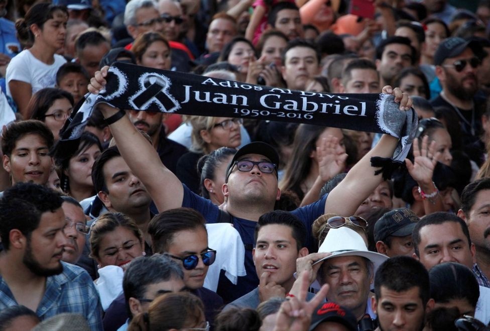 Así se vivió el homenaje a Juan Gabriel en Ciudad Juárez - Juan-Gabriel-Reuters-1