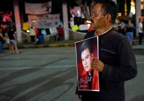 Así se vivió el homenaje a Juan Gabriel en Ciudad Juárez - Juan-Gabriel-Twitter