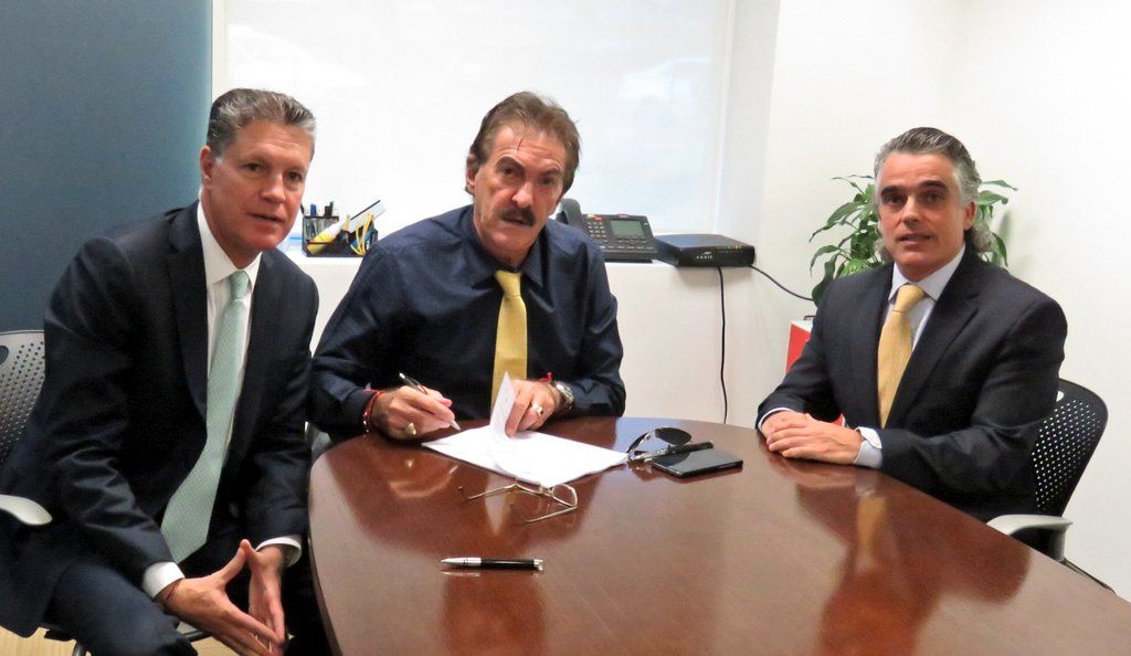 Ricardo La Volpe nuevo técnico del América - La-Volpe-5