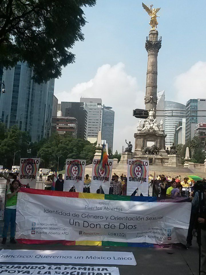 Frente Orgullo Nacional realiza manifestación en el Ángel de la Independencia - Marcha-por-la-Diversidad-8