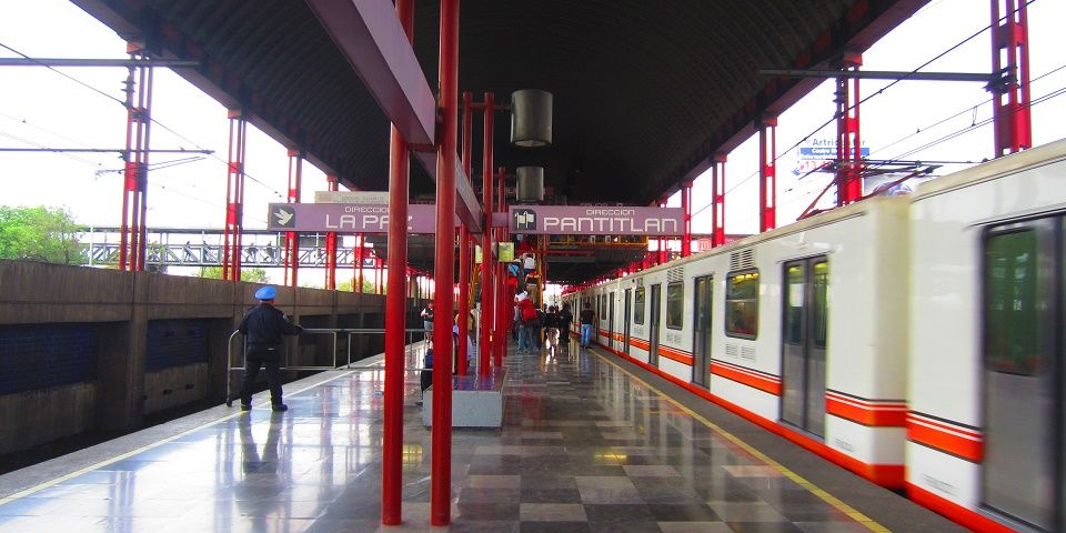 Línea A del Metro con retrasos por desperfecto de tren