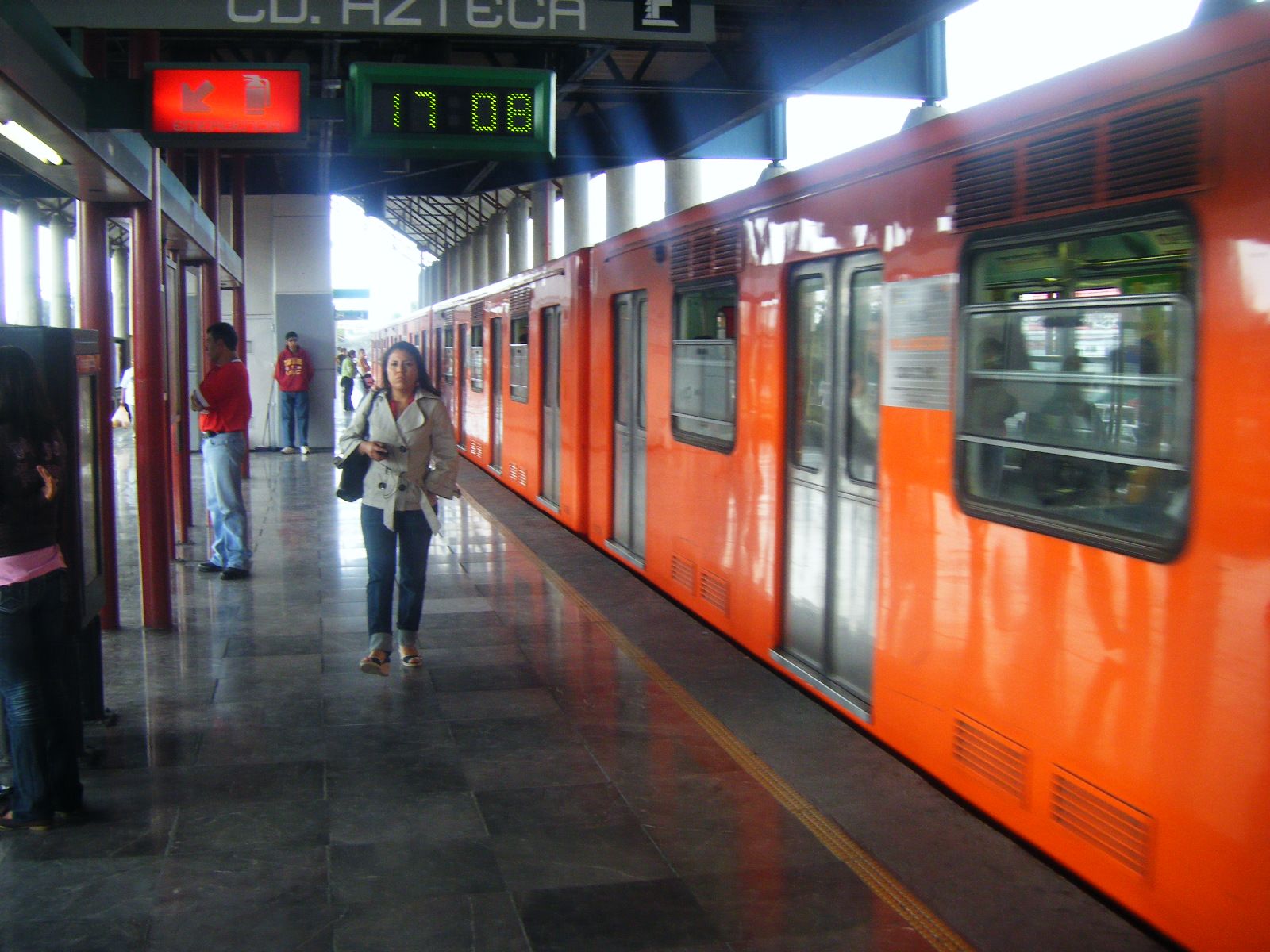 Paralizada La Línea B Del Metro