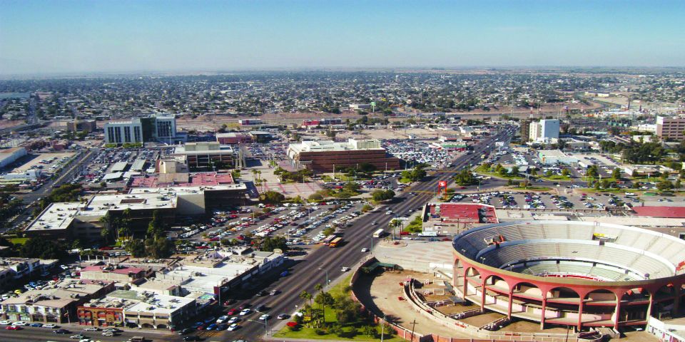 Policías rescatan a 59 guatemaltecos en Mexicali
