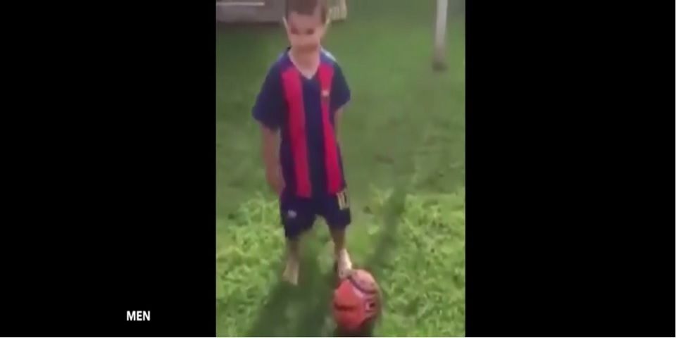 El niño de tres años que ha sido contratado por el Manchester City