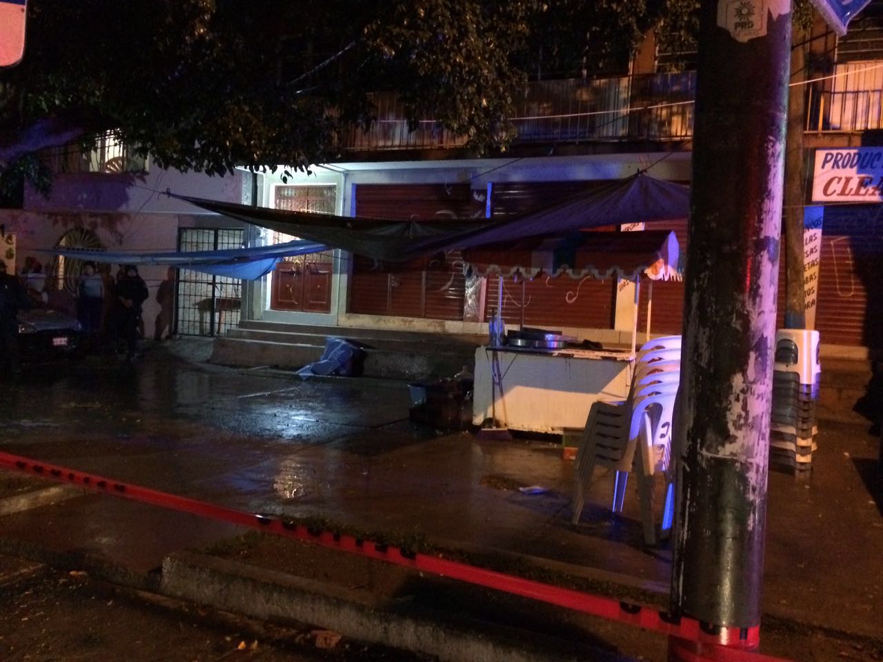 Un muerto y un herido deja asalto a Oxxo de Chilpancingo