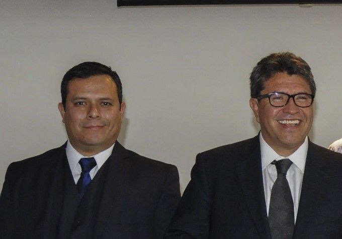 Detienen a Director Jurídico de Monreal portando 600 mil pesos en efectivo