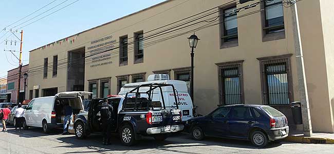 Explotan tuberías de oficina de gobierno en San Luis Potosí