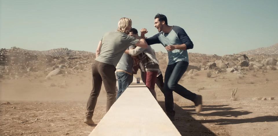 Video: el comercial que estrenará Tecate durante debate presidencial de EE.UU.