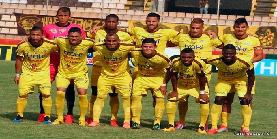 Secuestran y roban autobús de equipo venezolano de futbol