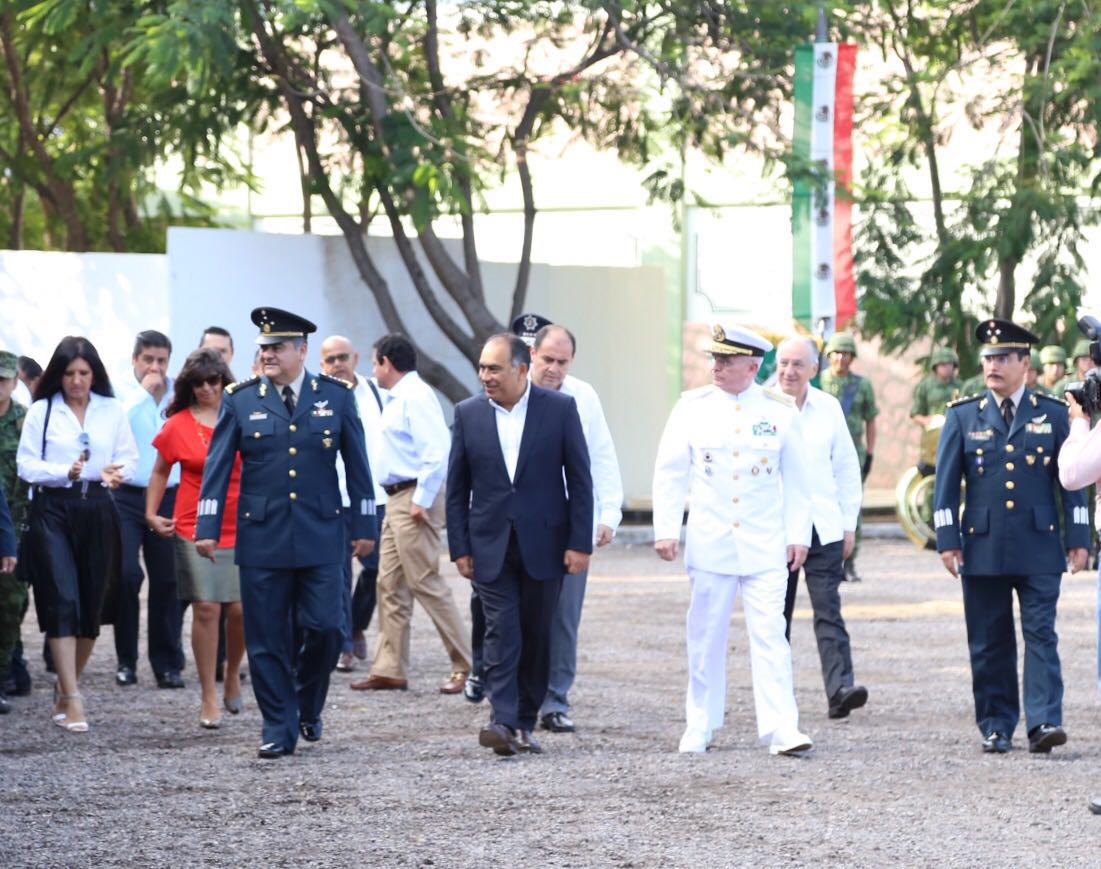 Gobernador de Guerrero conmemora 169 aniversario de los Niños Héroes - WhatsApp-Image-2016-09-13-at-9.23.43-AM