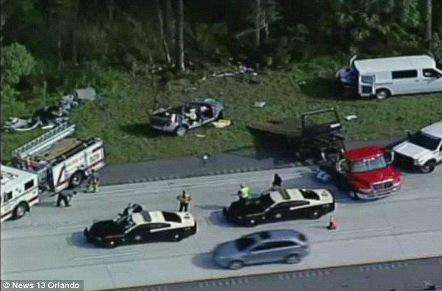 Ahorran para llevar a sus hijas a Disney y mueren en accidente - accidente-disneyland2