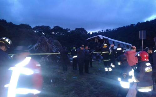 Choque en Autopista México-Puebla deja 3 muertos y 40 heridos - accidente-mexico-puebla-3