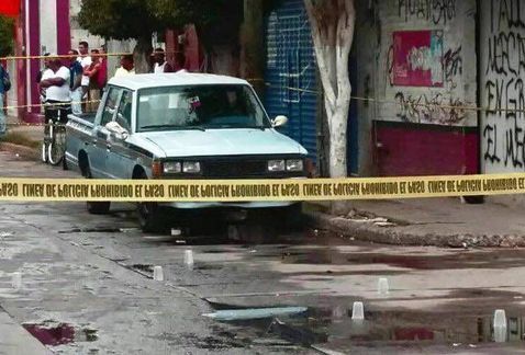 Balean a niño y dos adultos en León