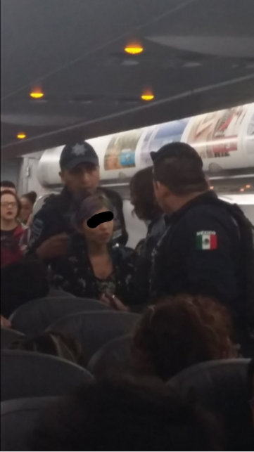 Detienen a 5 personas por amenaza de bomba en Aeropuerto de Monterrey - aerobus