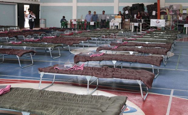 Instalan albergues y centros de acopio por lluvias en Durango