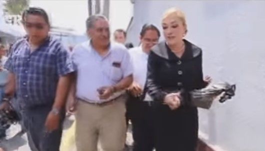 Alcaldesa revela que su ropa es pirata - ana-balderas-II