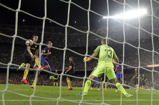 Messi se lastima en el empate del Barcelona con el Atlético - atlético-de-madrid-barcelona