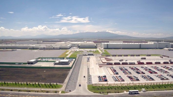 Inauguran planta de Audi en Puebla