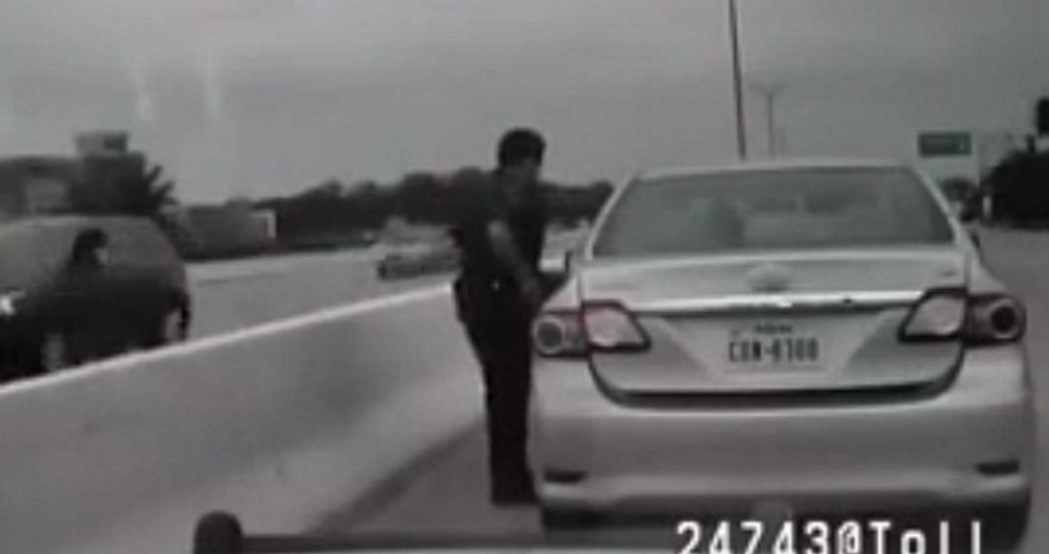 Liberan video de un policía matando a un hombre que intentaba escapar