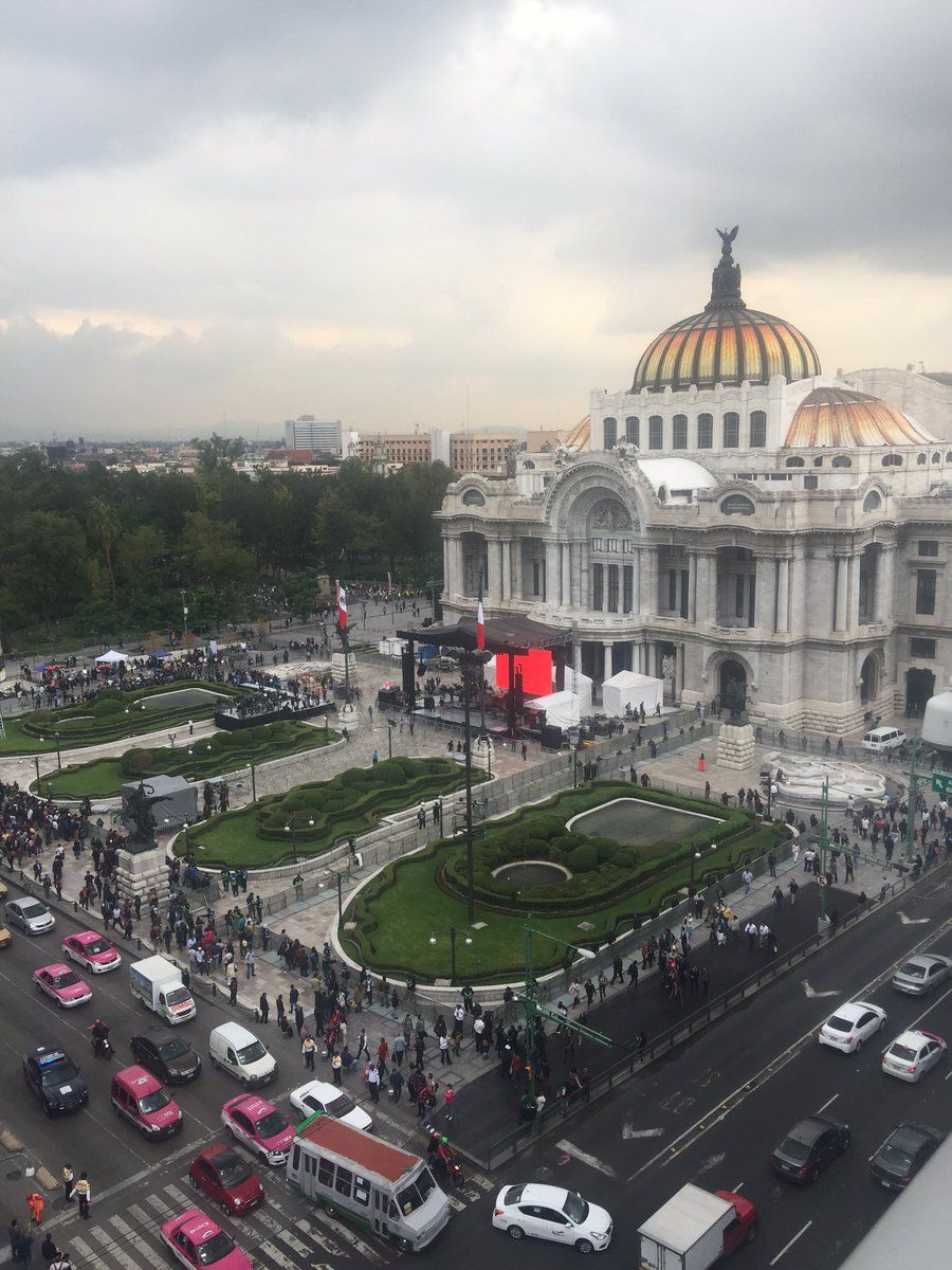 Varios artistas despedirán a Juan Gabriel en Bellas Artes - bellas-artes-1
