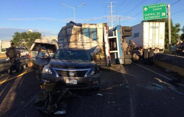 Carambola en Zapotlanejo deja cuatro heridos - carambola-guadalajara