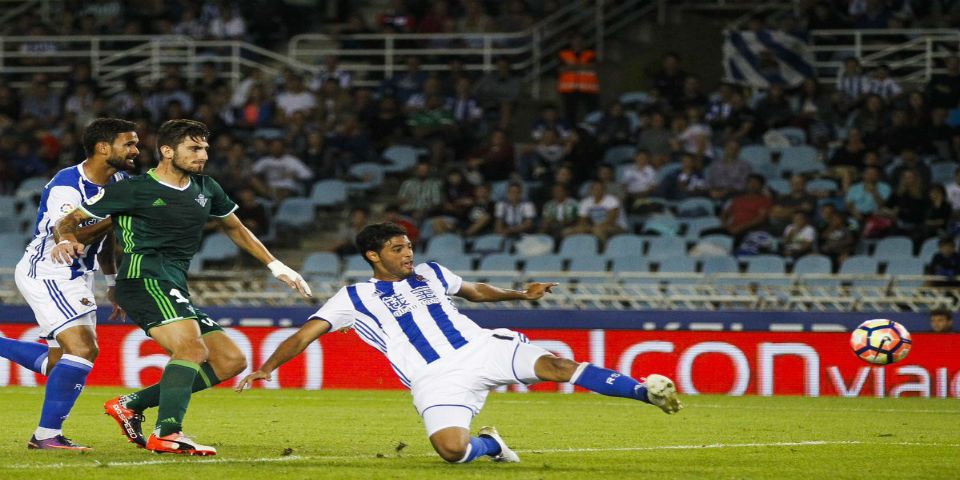Vela da la victoria a la Real Sociedad