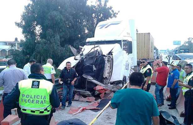 Reabren circulación de la México-Querétaro tras accidente de tráiler - choque-mexico-queretaro