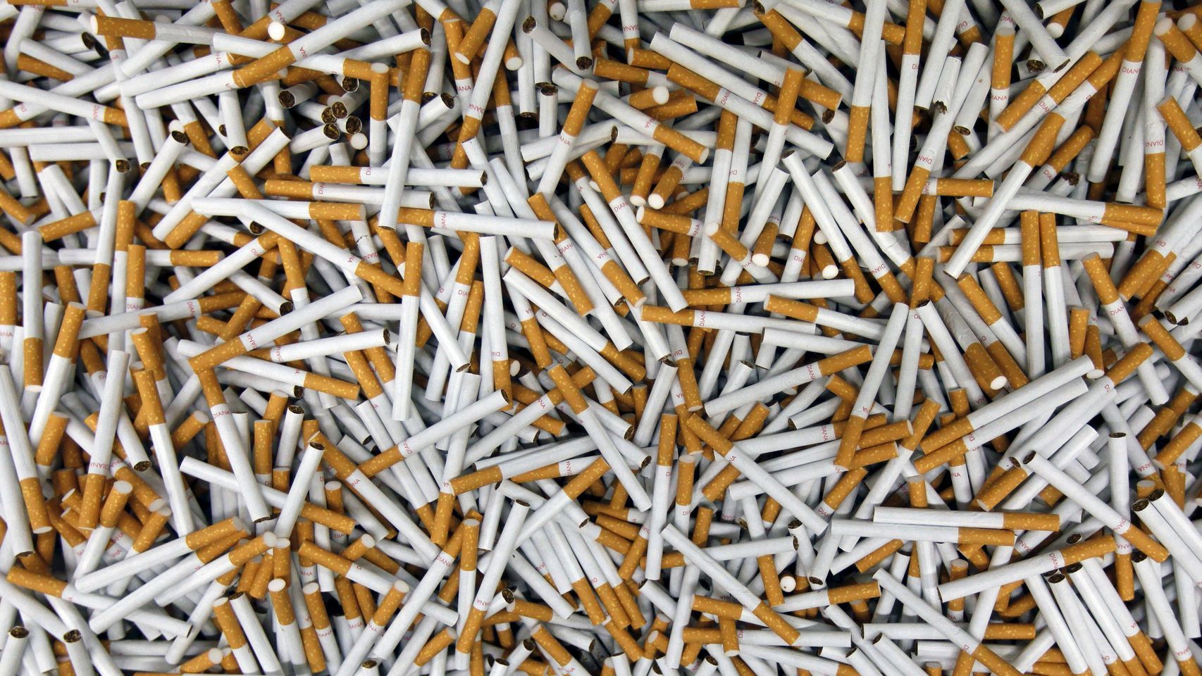 Piratería y contrabando, los más redituables después del narcotráfico: Canacintra - cigarros