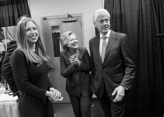 Clinton se ubica tres puntos arriba de Trump según sondeo - clinton-1