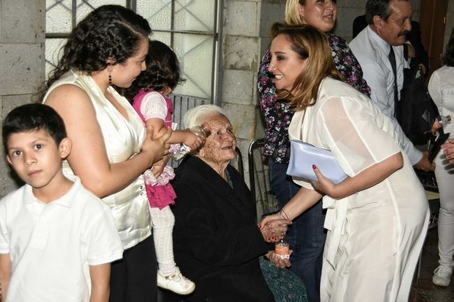 Ruiz Massieu se reúne con sobrevivientes de ataque en Egipto - egipto-4