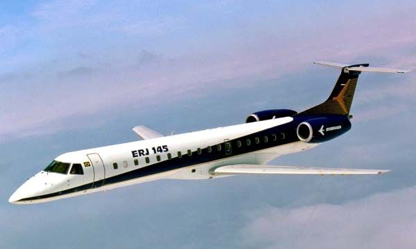 Aerolínea anuncia el vuelo internacional más corto del mundo - embraer-erj-145-03