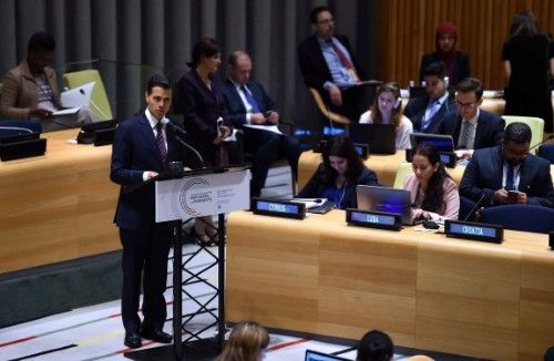 EPN presenta 7 acciones en favor de refugiados