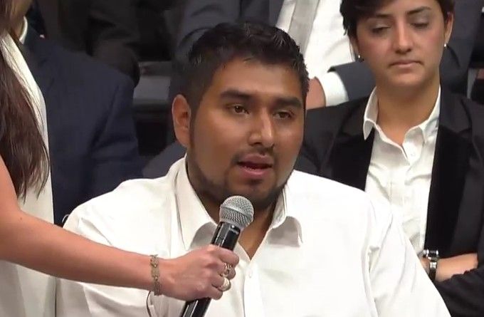 Peña Nieto responde a jóvenes en Palacio Nacional - epn-7