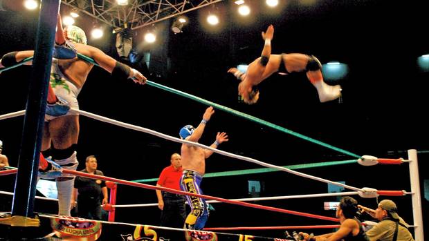 Senado aprueba Día Nacional de la Lucha Libre - esrock27tr6