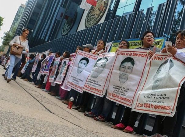 Comenzarán protestas a dos años de Ayotzinapa - excelsior