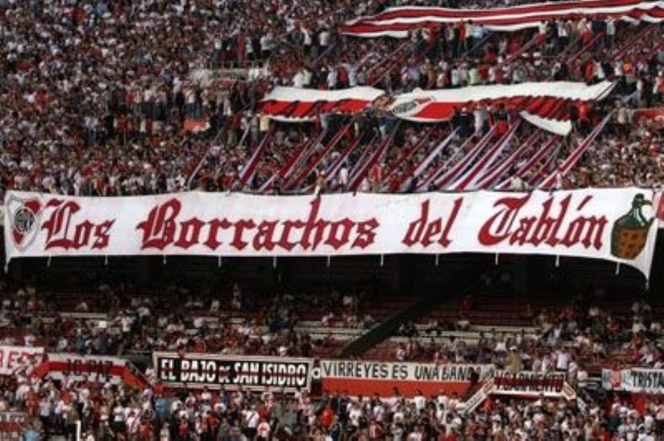 Passarella acusado de revender boletos en Argentina - f960x0-361426_361444_15