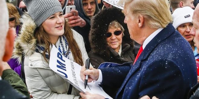 Facebook prohíbe a fanáticos de Donald Trump cambiar su nombre de usuario