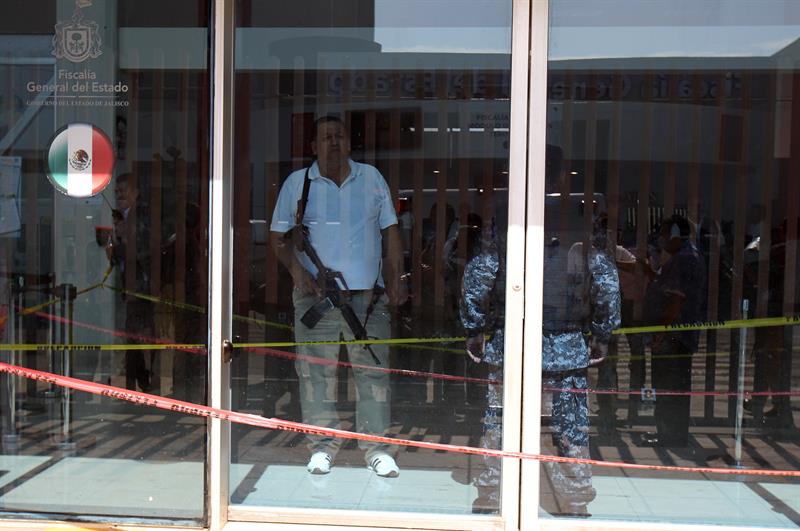 Identifican al agresor de la Fiscalía de Jalisco como “El General Águila” - fiscalía2