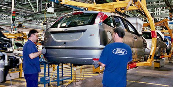 Ford moverá su producción de autos compactos a SLP - ford-valencia-paralizacion