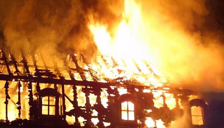 Mueren tres personas tras incendio de fábrica en Jalisco