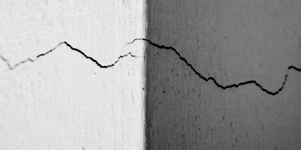 ¿Cómo analizar las grietas provocadas por sismos?