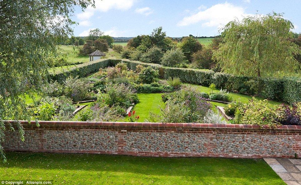 Galería: la mansión que está buscando comprar el príncipe Harry - harry9