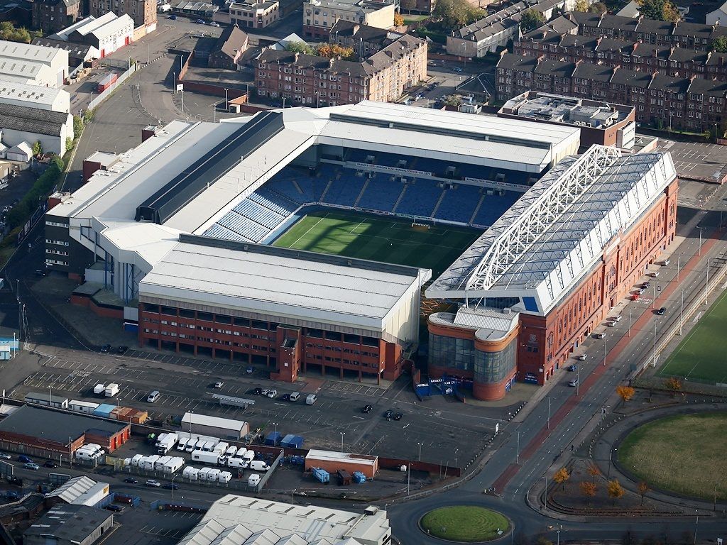Los 20 estadios que todo aficionado al futbol debe conocer - ibrox-1024x768