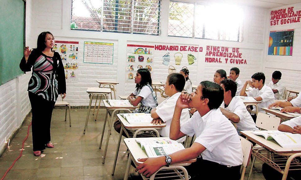 Evalúan a 98 por ciento de profesores del país - maestros-3