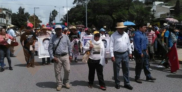 CETEG retira bloqueo de la Autopista del Sol - manifestación-autopista-sol